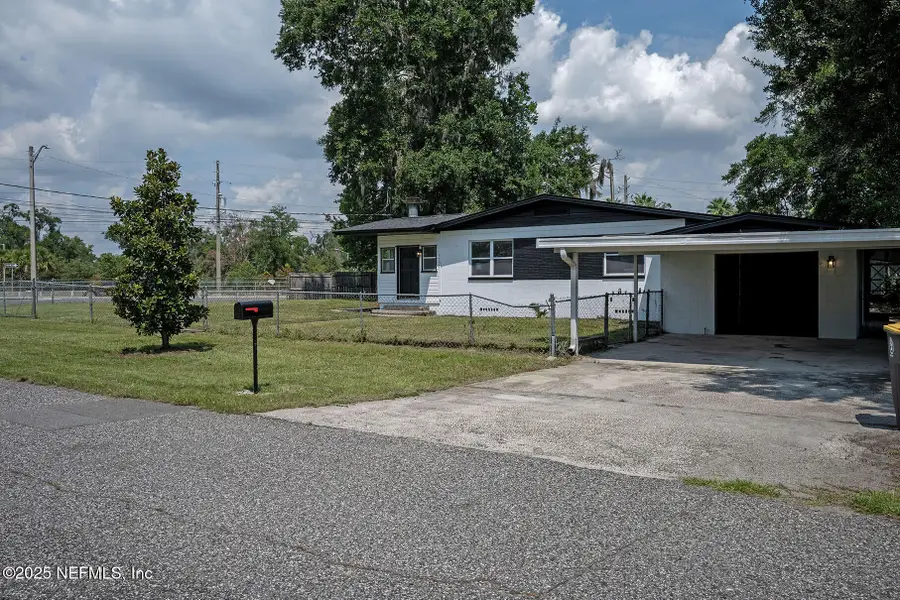5757 Cedar Park Lane, Jacksonville, FL 32210 - Image #2