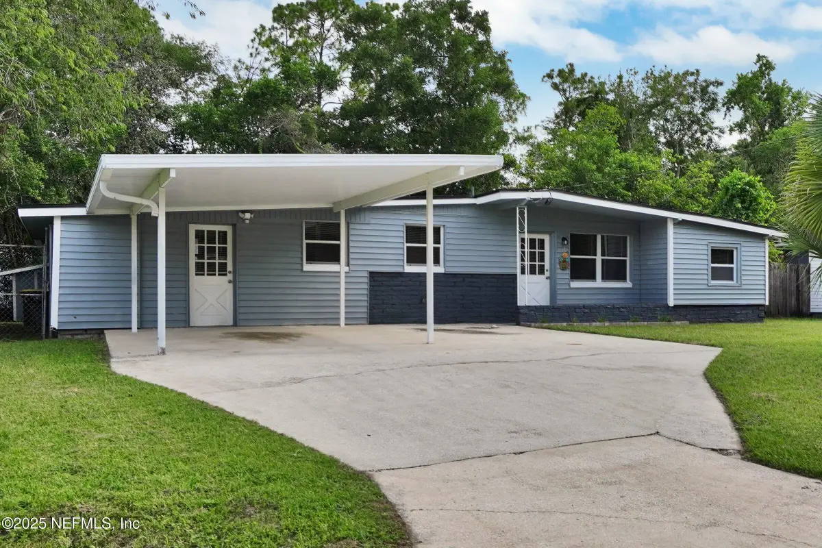 8023 Chateau S Drive, Jacksonville, FL 32221 - Image #1