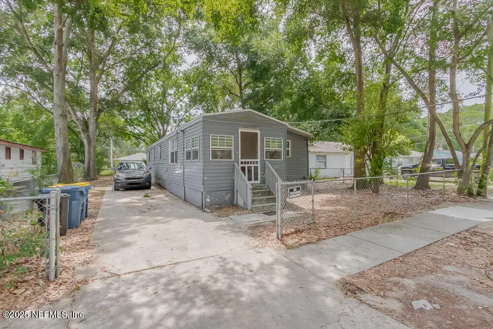 9042 7th Avenue, Jacksonville, FL 32208 - Image #1