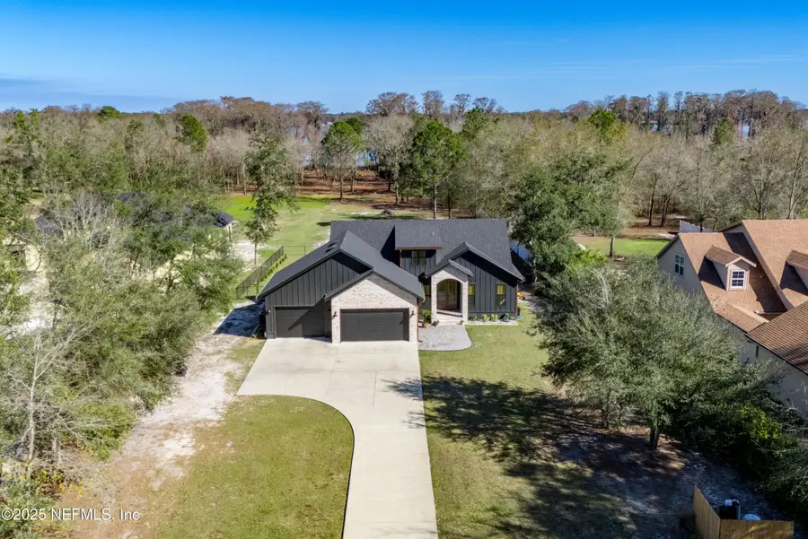 10435 SW 80th Place Place, Hampton, FL 32044 - Image #2