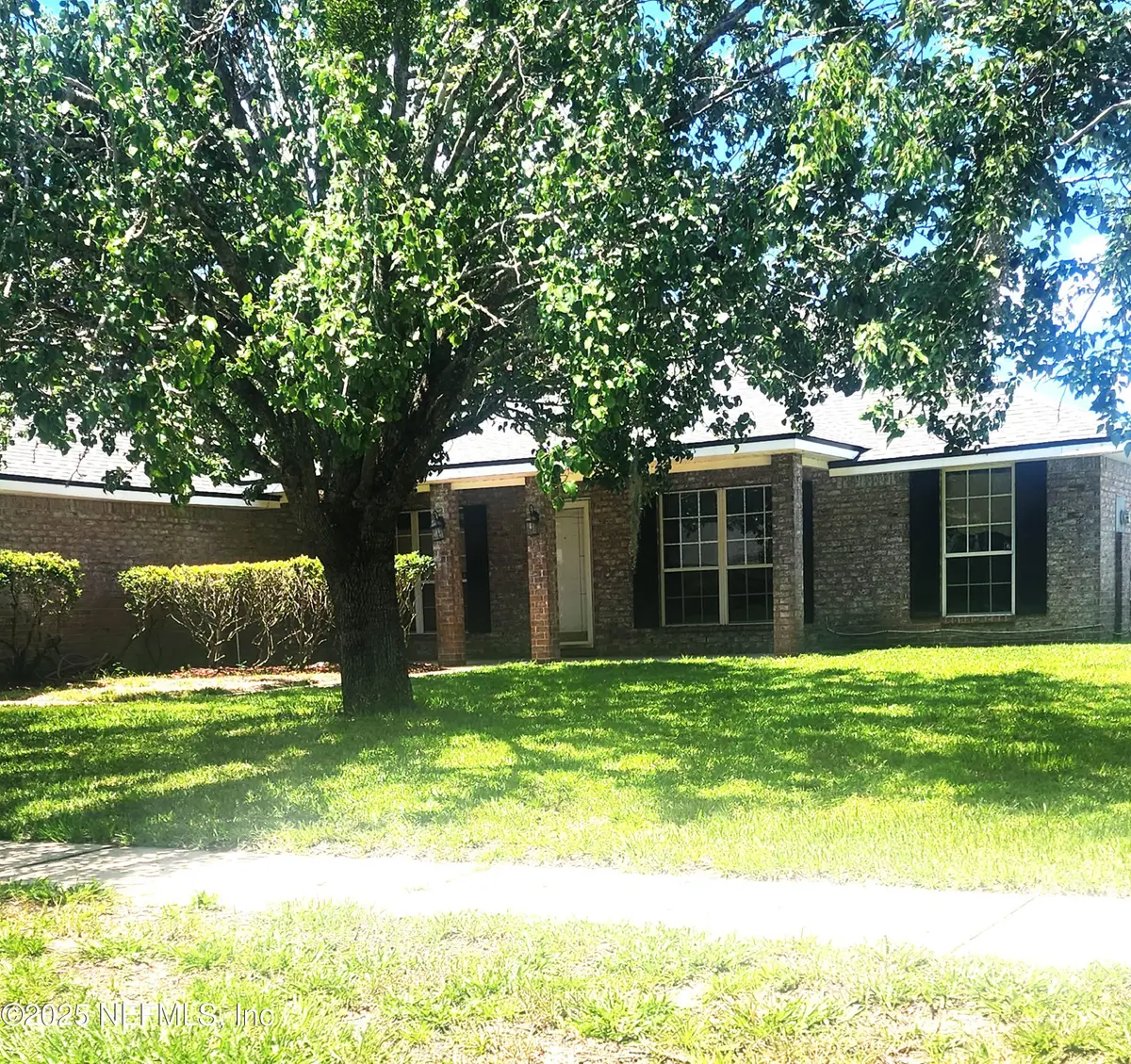 1254 Mcgirts Creek E Drive, Jacksonville, FL 32221 - Image #1