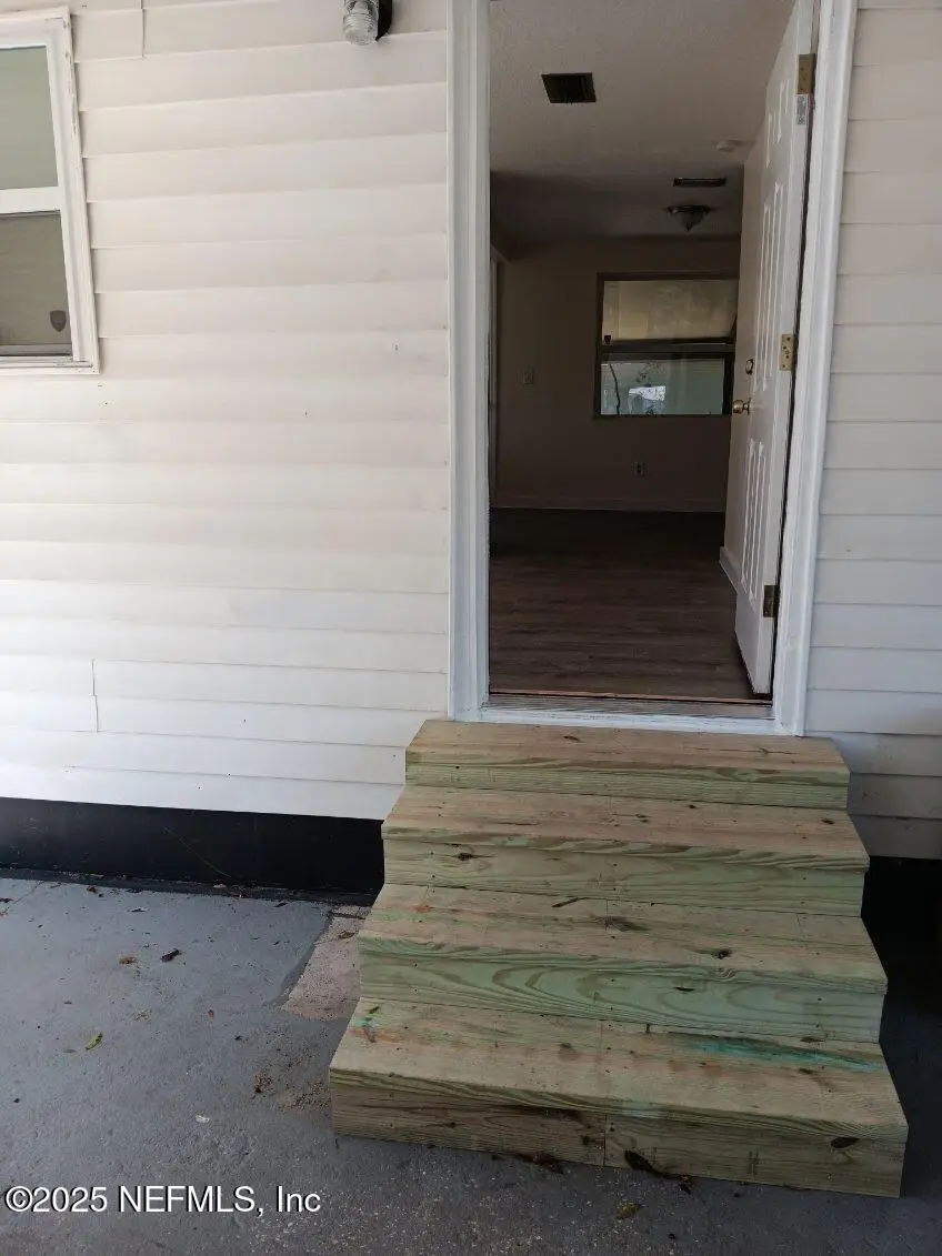 9607 Mcdaniel Drive, Jacksonville, FL 32210 - Image #1