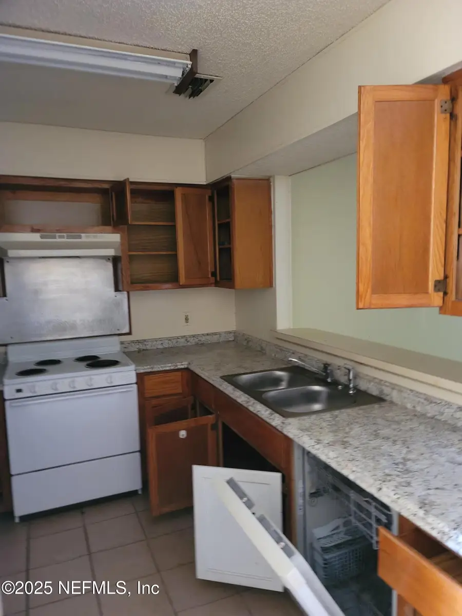 4318 Melissa W Court, Jacksonville, FL 32210 - Image #3