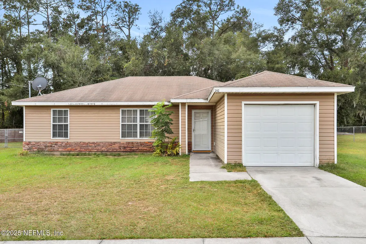 242 Mango Drive, Palatka, FL 32177 - Image #1