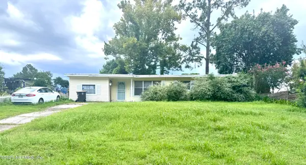 8045 Delaroche Drive, Jacksonville, FL 32210