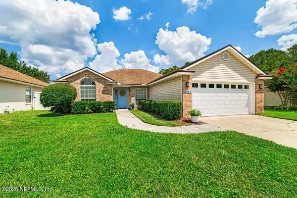 1681 Hawkins Cove W Drive, Jacksonville, FL 32246