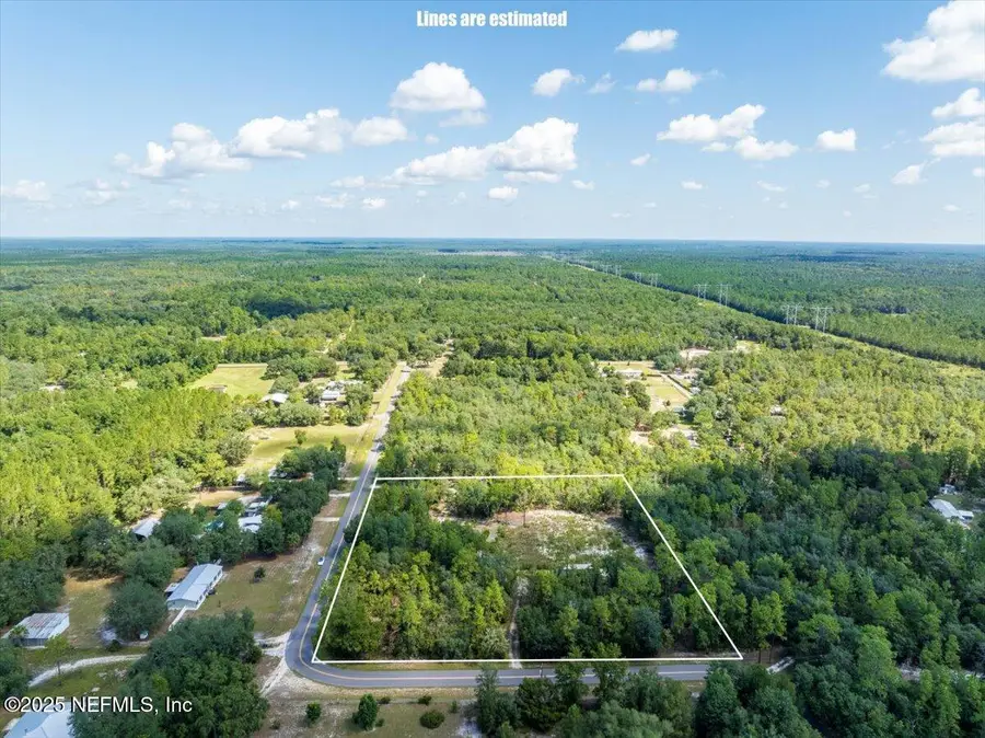 124 Daren Drive, Palatka, FL 32177 - Image #2