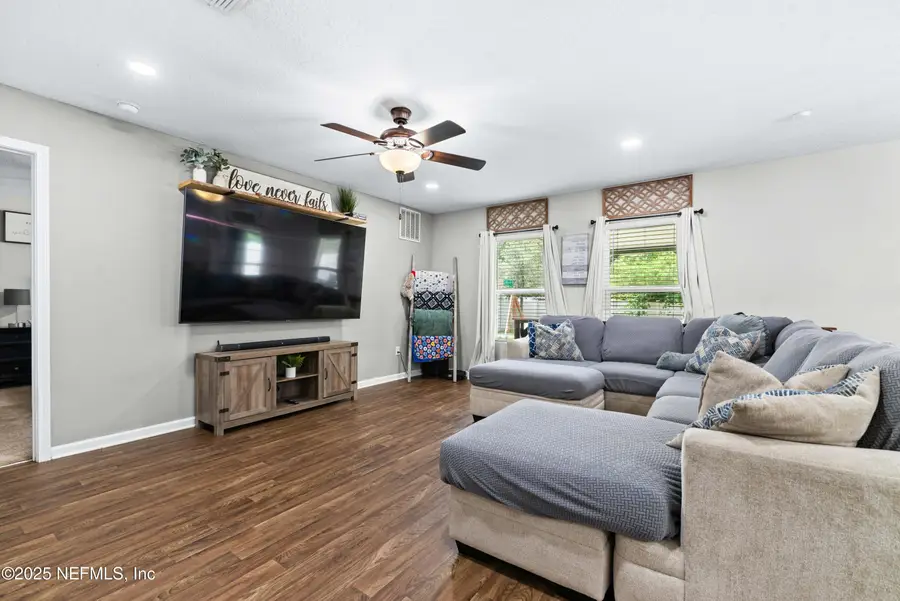 12390 Cherry Bluff Drive, Jacksonville, FL 32218 - Image #3