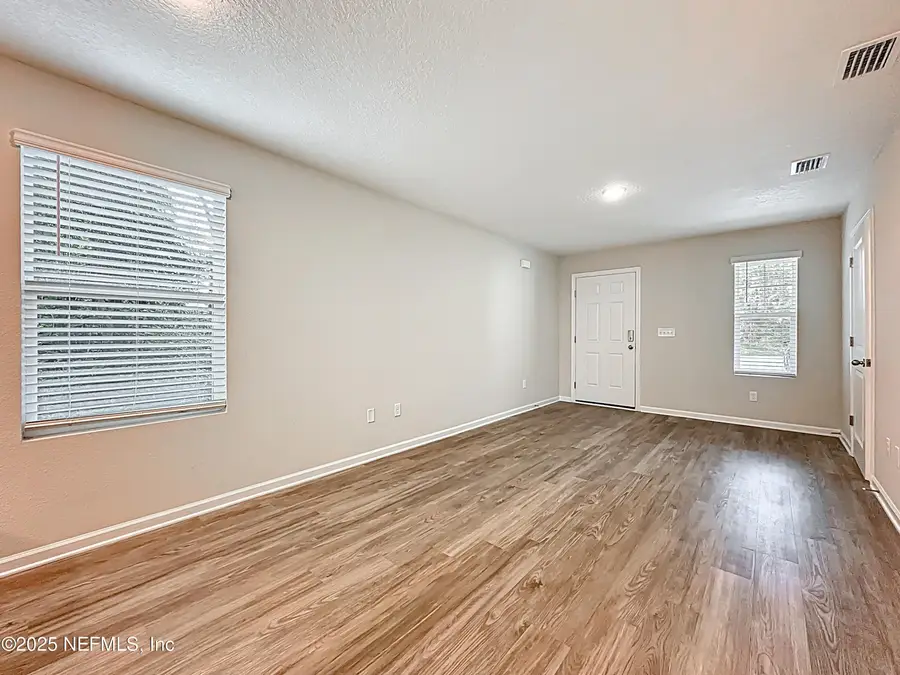 6151 Delmar Place, Jacksonville, FL 32205 - Image #2