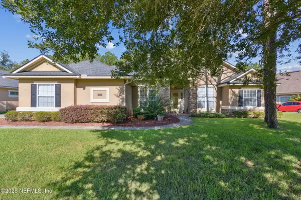 1372 Eagle Crossing Drive, Orange Park, FL 32065