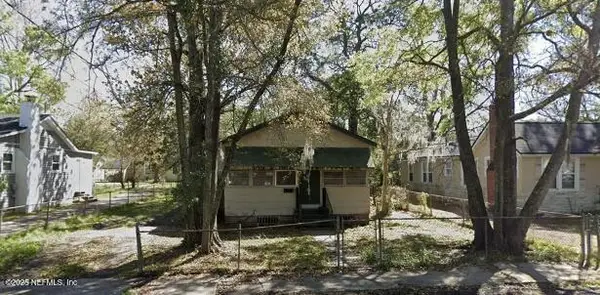 811 Mackinaw Street, Jacksonville, FL 32254