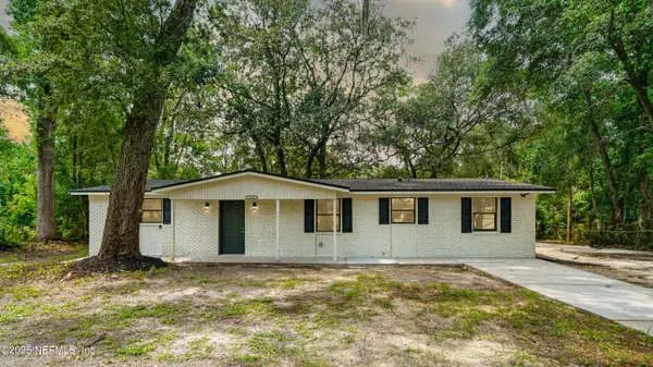 8524 Lincrest W Drive, Jacksonville, FL 32208