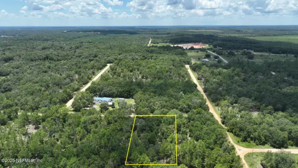 104 Beulah Drive, Hawthorne, FL 32640