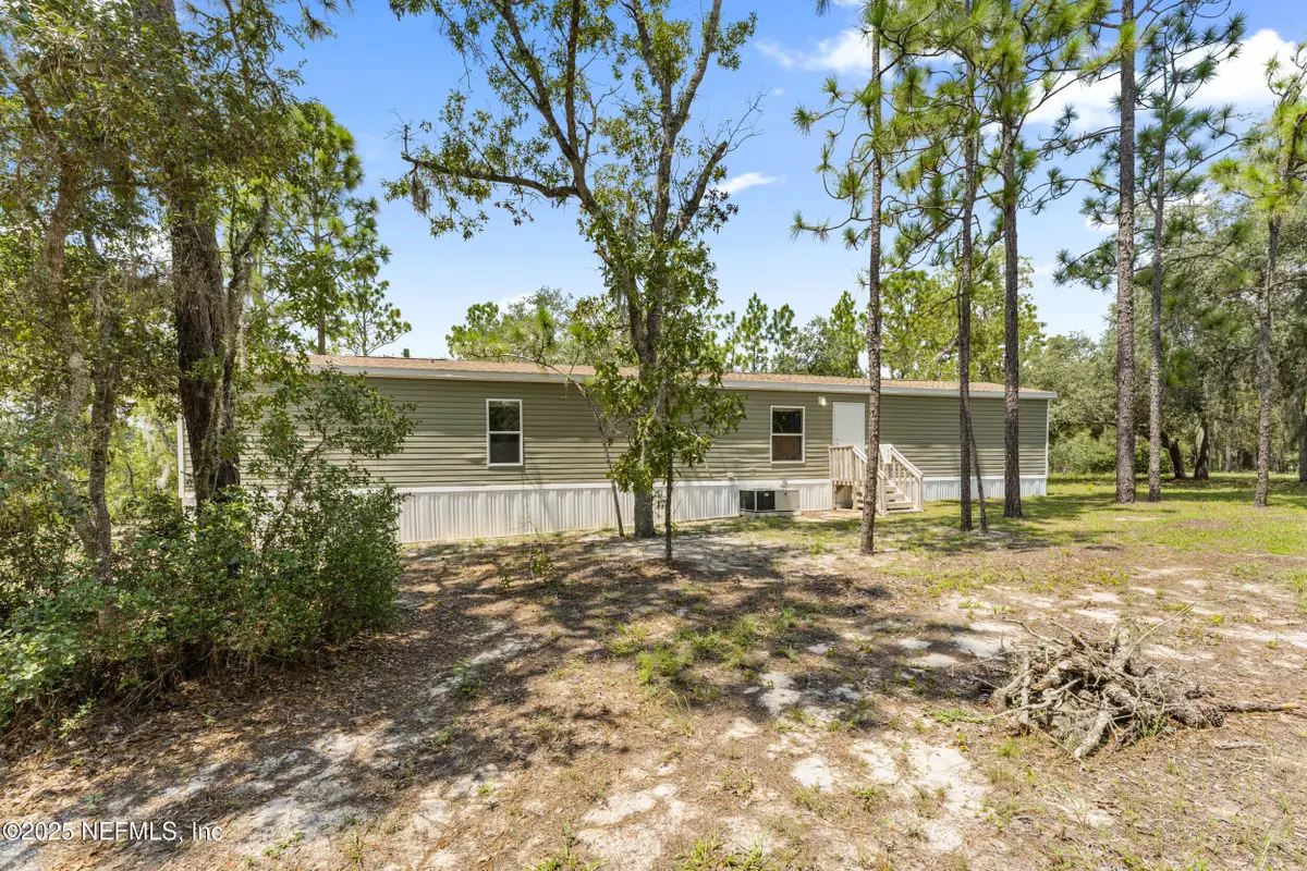 5674 Hiawatha Street, Keystone Heights, FL 32656 - Image #1