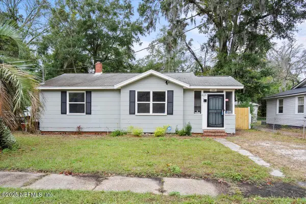 8126 Paul Jones Drive, Jacksonville, FL 32208