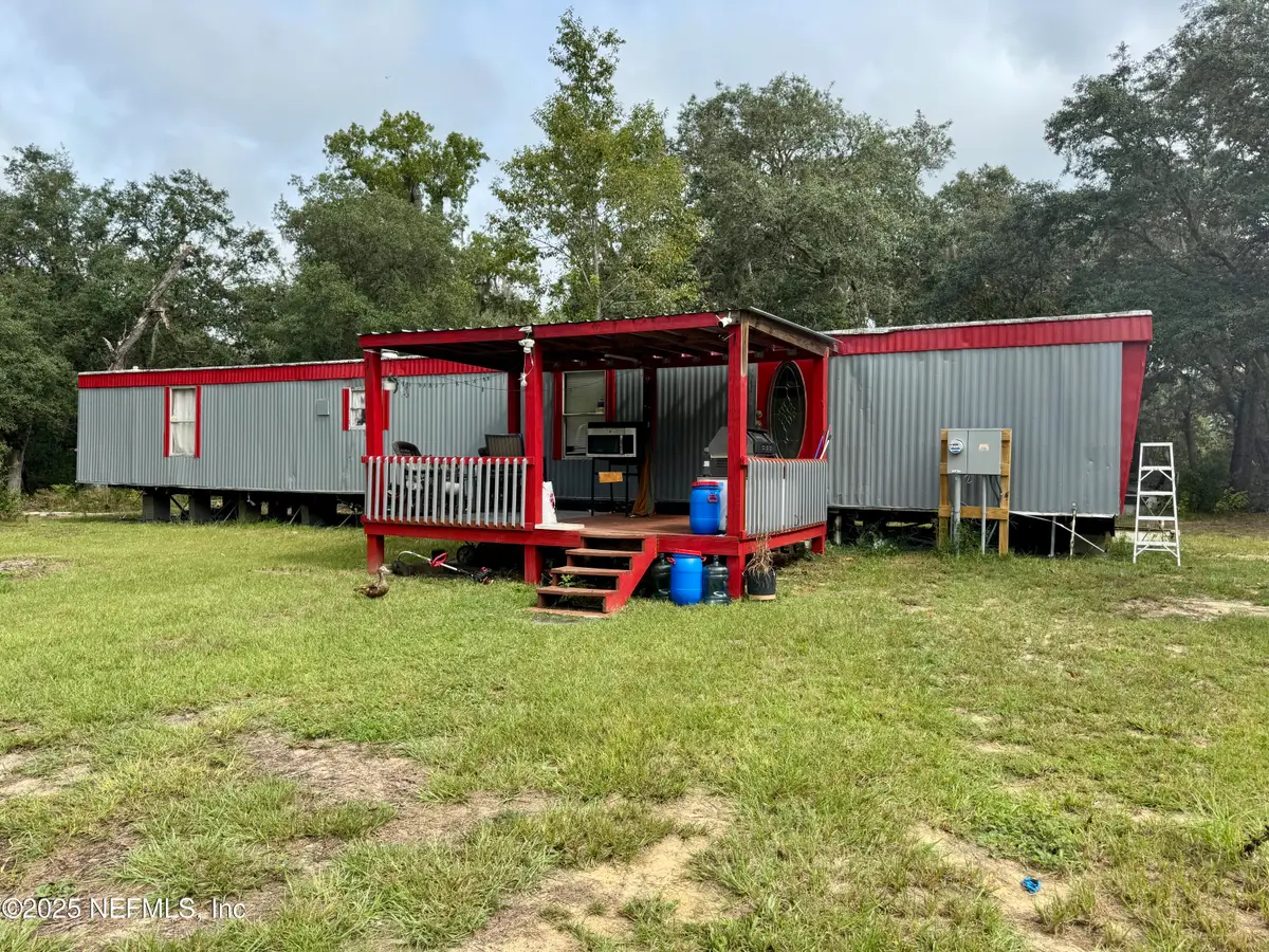 219 Daren Drive, Palatka, FL 32177 - Image #1