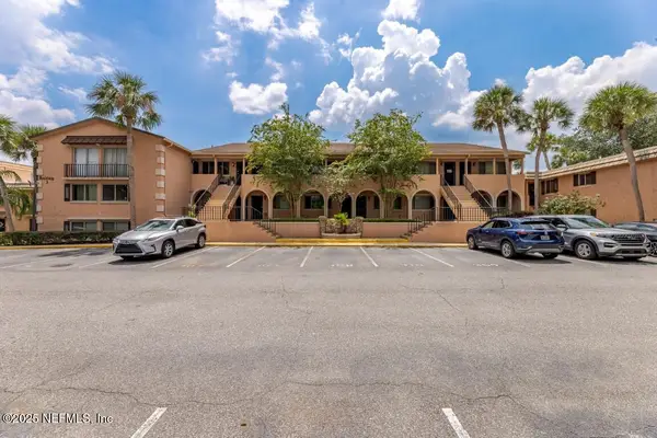 5375 Ortega Farms Boulevard #309, Jacksonville, FL 32210