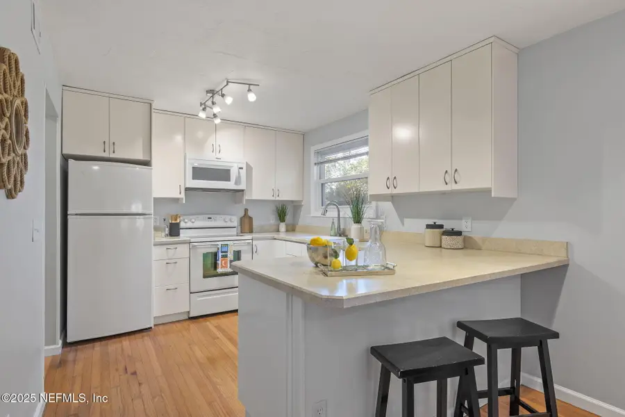 2196 Fairway Villas N Lane, Atlantic Beach, FL 32233 - Image #3