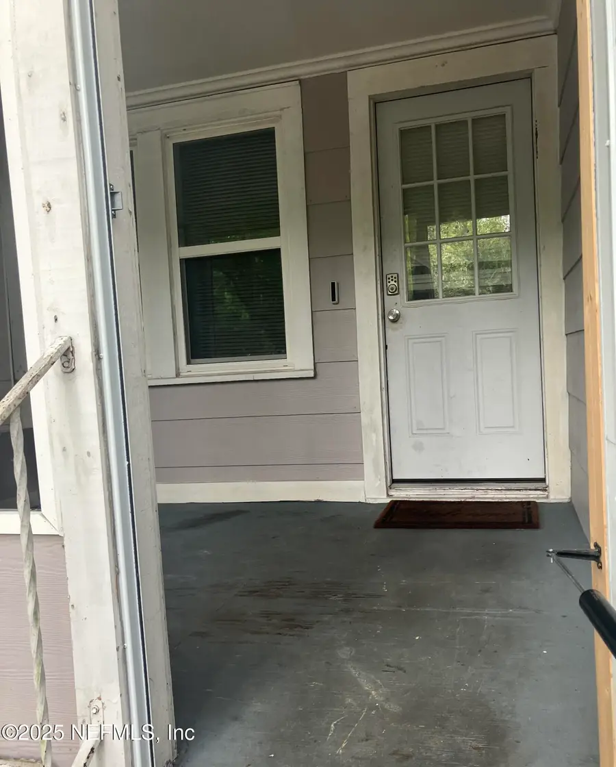 1073 Woodstock Avenue, Jacksonville, FL 32254 - Image #3