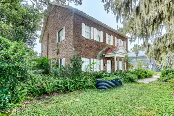 10 Central Avenue, Crescent City, FL 32112