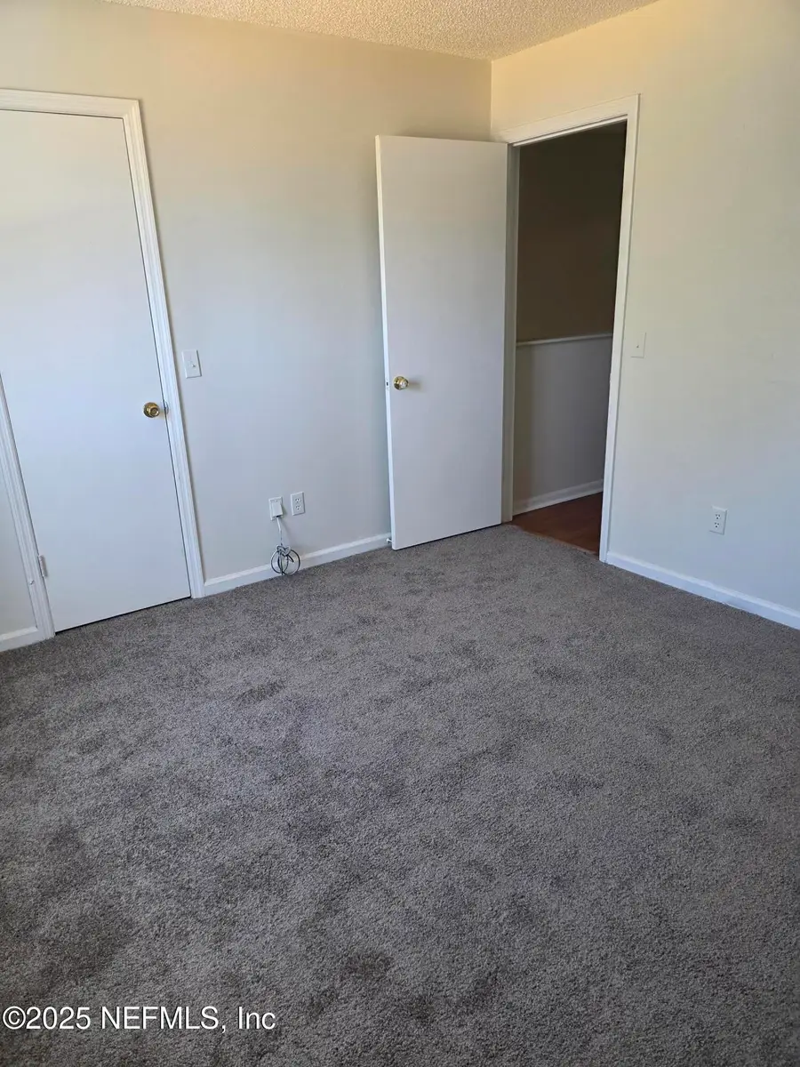 4641 Barnes S Road, Jacksonville, FL 32207 - Image #2