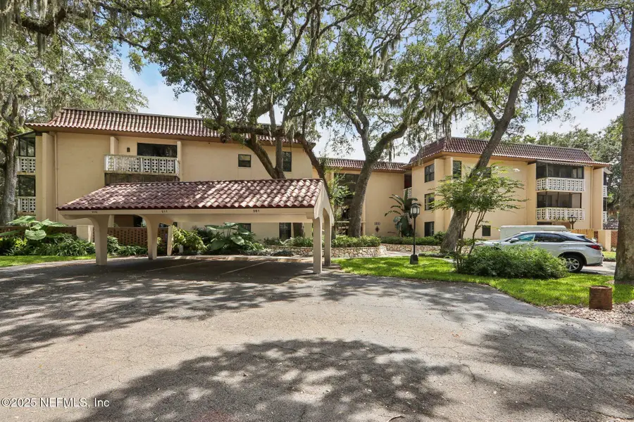 1810 Sevilla W Boulevard #307, Atlantic Beach, FL 32233 - Image #3