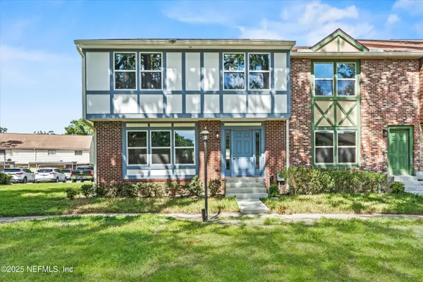 8211 Kensington Square, Jacksonville, FL 32217