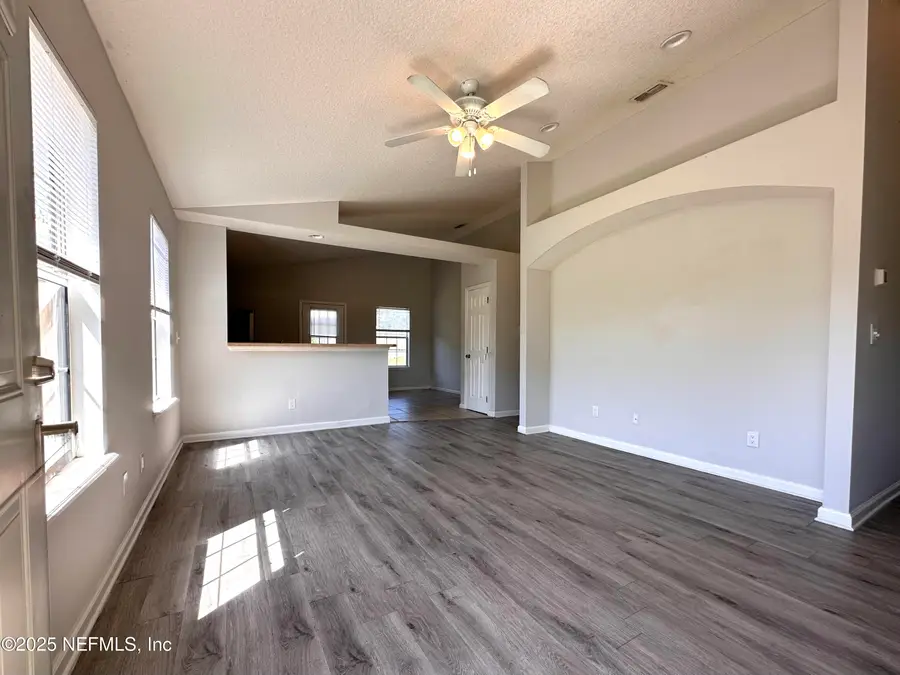 101 Vernis Avenue, Jacksonville, FL 32218 - Image #2