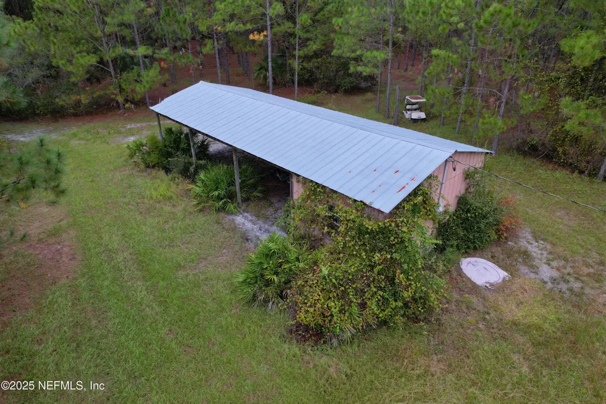 139 Lakeway Drive, Georgetown, FL 32139 - Image #1