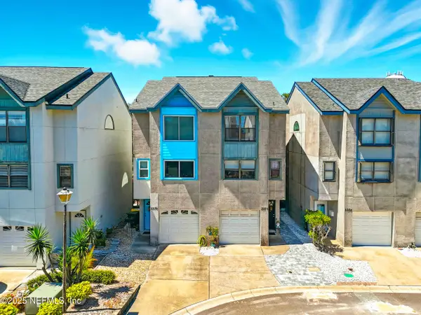 2272 2nd S Street, Jacksonville Beach, FL 32250