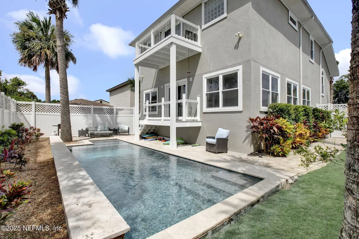 496 Upper 8th S Avenue, Jacksonville Beach, FL 32250 - Image #1