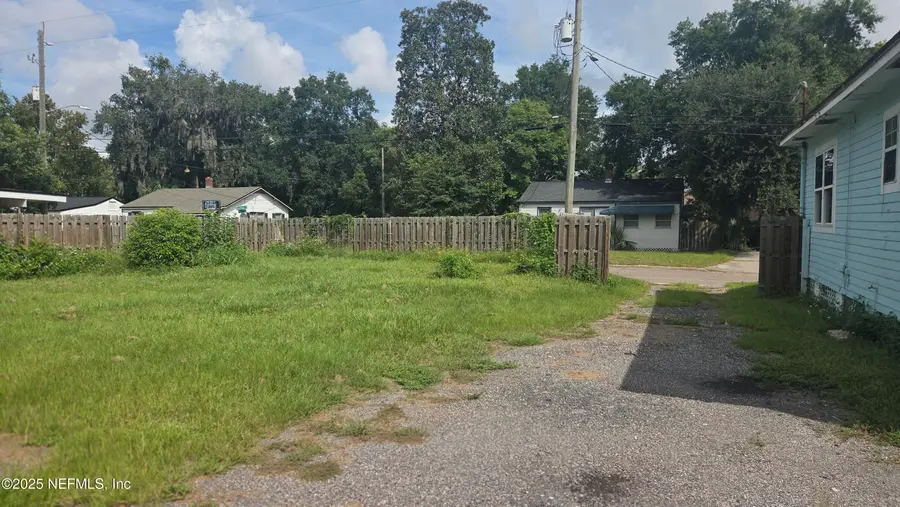 536 E 61st Street, Jacksonville, FL 32208 - Image #2