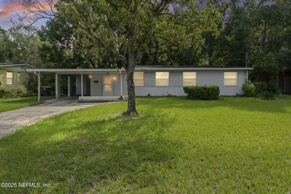 3827 Colebrooke Drive, Jacksonville, FL 32210