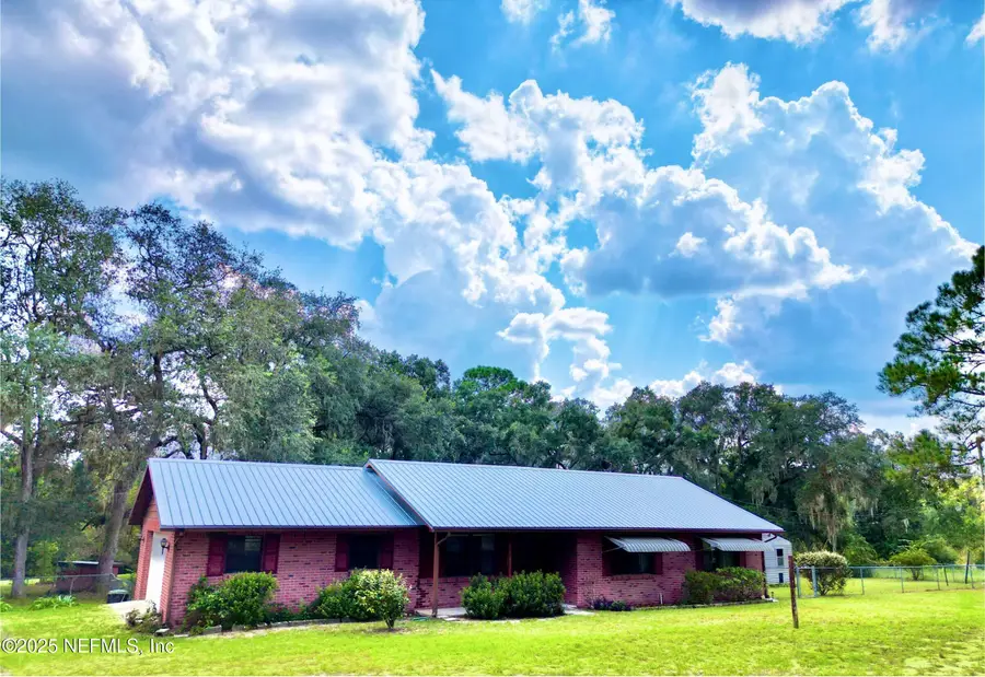 137 Oak Circle, Interlachen, FL 32148 - #2