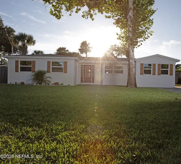 490 Mako Drive, Atlantic Beach, FL 32233