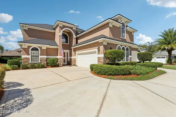 2111 Autumn Cove Circle, Fleming Island, FL 32003
