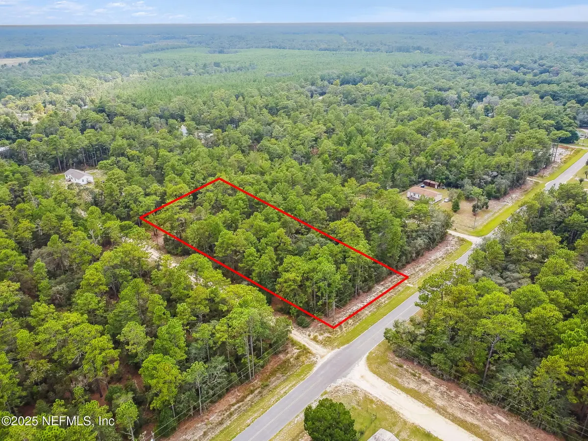 401 Edgehill Road, Satsuma, FL 32189 - Image #1