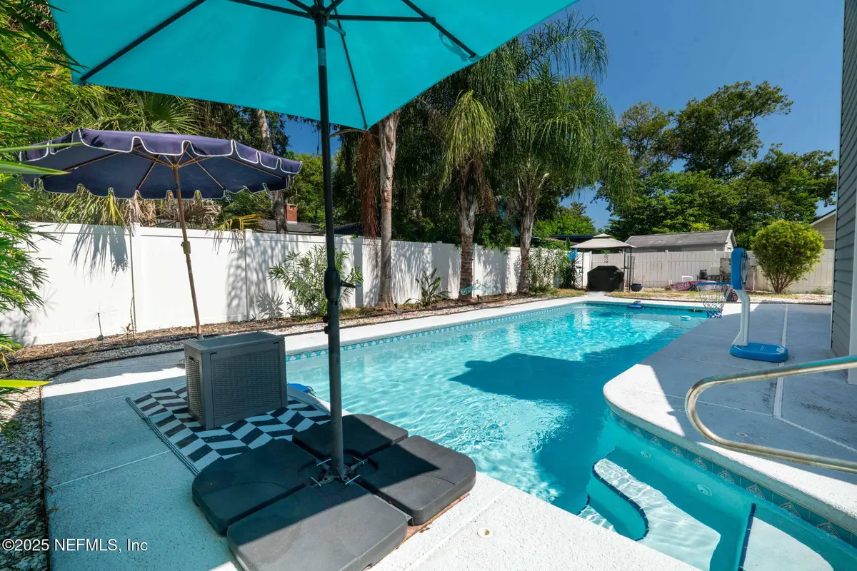 1637 2nd N Avenue, Jacksonville Beach, FL 32250 - Image #1