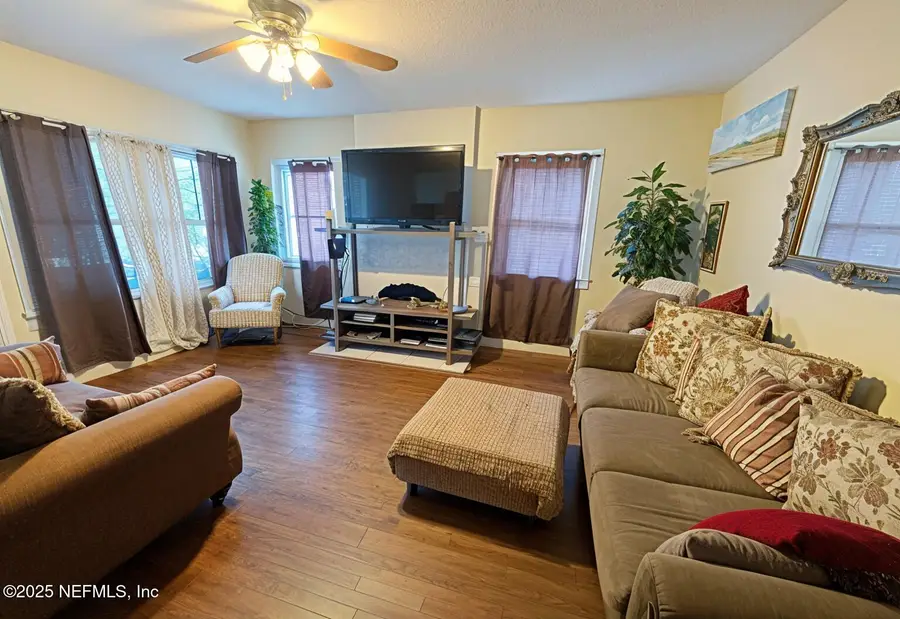 657 Basswood Street, Jacksonville, FL 32206 - Image #3
