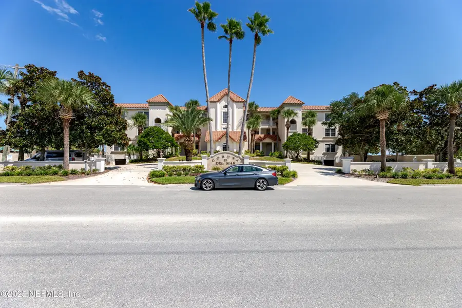 33 Comares Avenue #UNIT 305 / BOATSLIPS 8 & 16, Saint Augustine, FL 32080 - Image #2