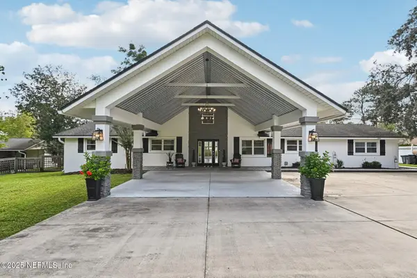 1073 Lake Asbury Drive, Green Cove Springs, FL 32043