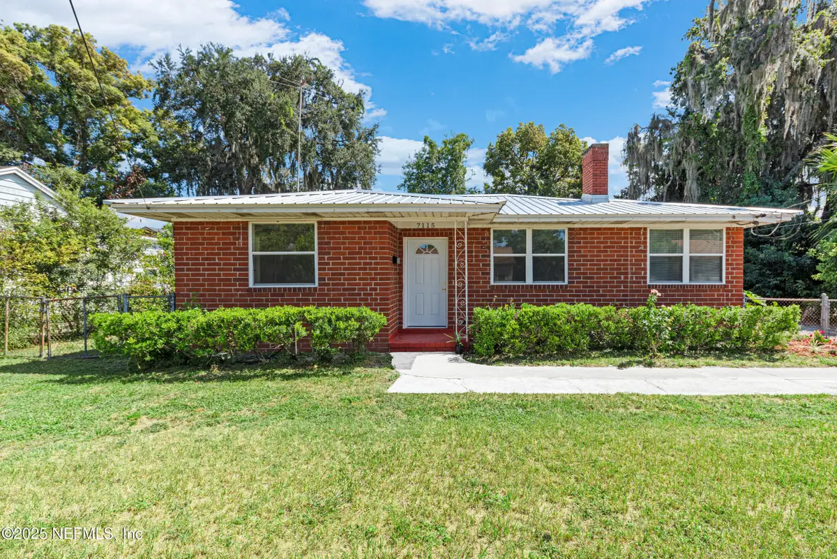 7115 Lucky W Drive, Jacksonville, FL 32208 - Image #1