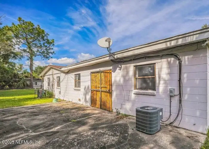 9606 Devonshire Boulevard, Jacksonville, FL 32208 - Image #2