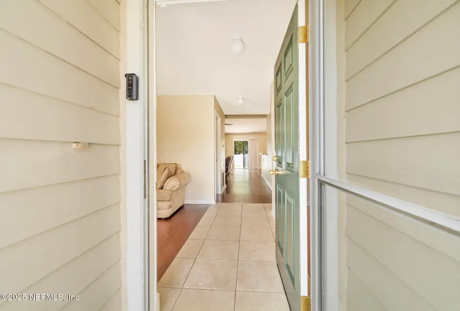 1914 Mcgirts Bluff Court, Jacksonville, FL 32221 - Image #3