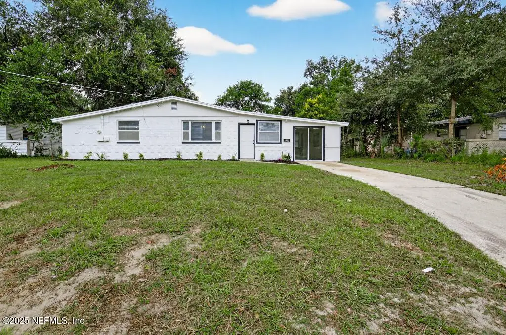 2927 Mansion Road, Jacksonville, FL 32277 - Image #1