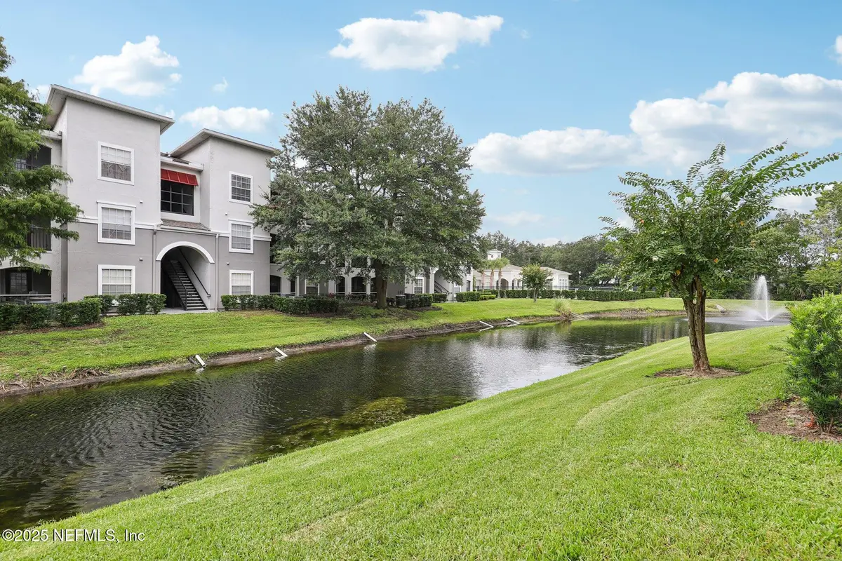 3591 S Kernan Boulevard #206, Jacksonville, FL 32224 - Image #1