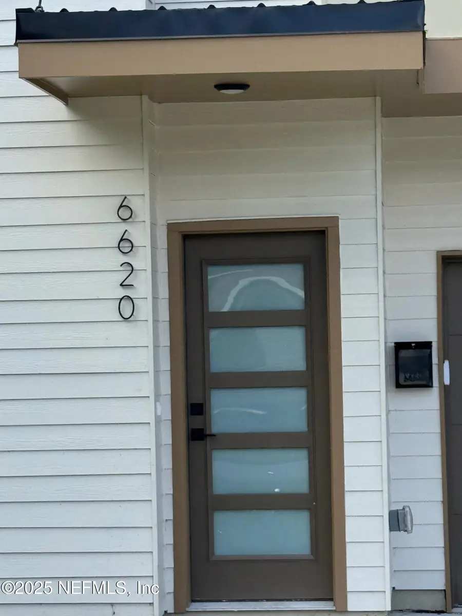 6620 Gillislee W Drive, Jacksonville, FL 32209 - Image #3