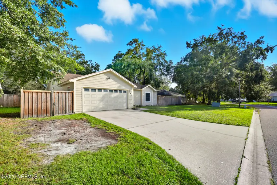 7791 Hunters Lake S Circle, Jacksonville, FL 32210 - Image #2