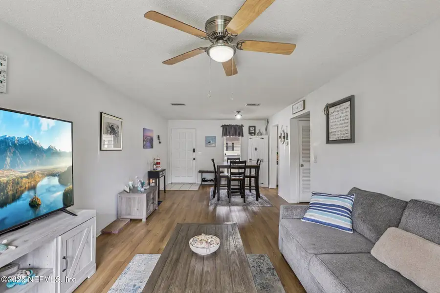 1647 El Camino Road #5, Jacksonville, FL 32216 - Image #3