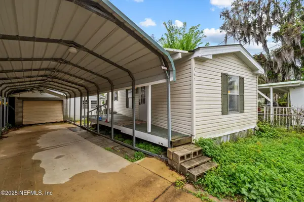 162 Smith Lane, Satsuma, FL 32189